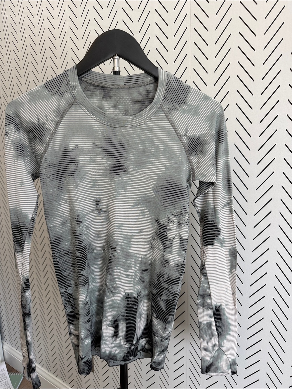 lululemon athletica Grey Tie-Dye Long-Sleeve Active Top